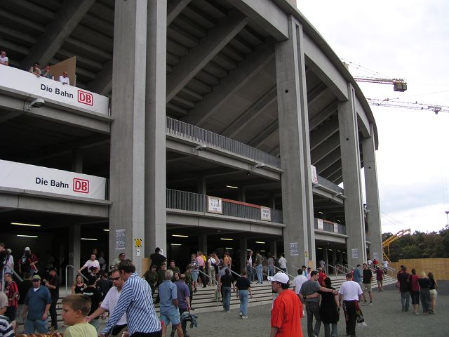 2003-08-23-03