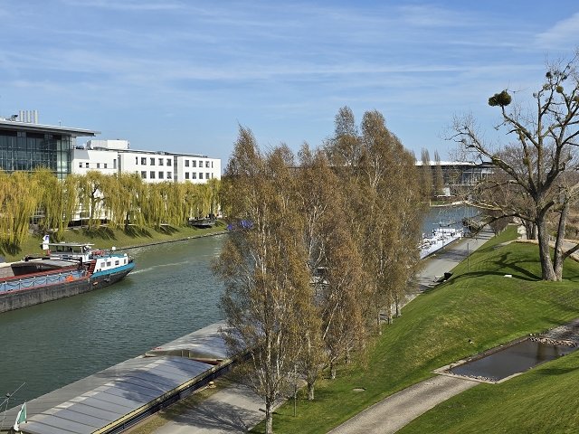 2026-04-11-04